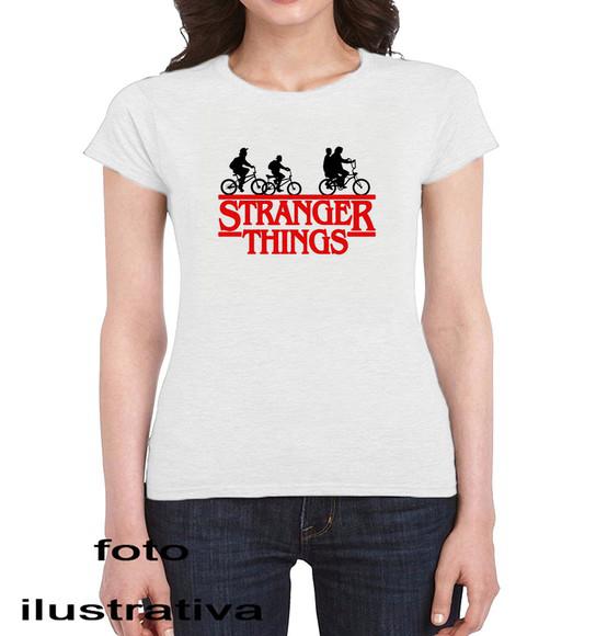 Camiseta Stranger Things feminino