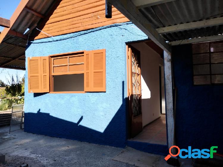 Casa para locação em Vila Santo Antônio (Av. Adhemar de