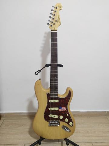Guitarra SX Stratocaster nova