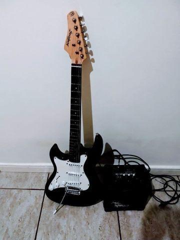 Guitarra Strinberg + Amplificador Gianinni