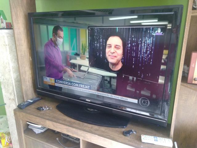 Linda tv 42 polegadas