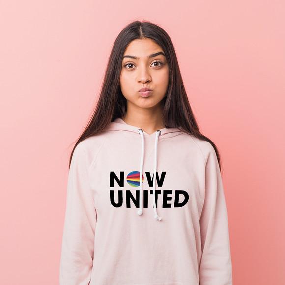 Moletom Infantil Rosa Now United com capuz