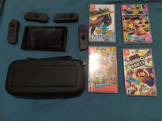 Nintendo switch grey completo + 4 controles + 4 jogos + case