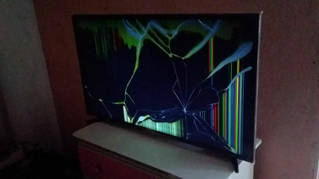Smart Tv Samsung(Tela quebrada)