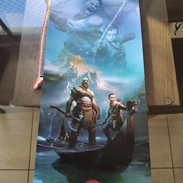 poste decorativo god of war -