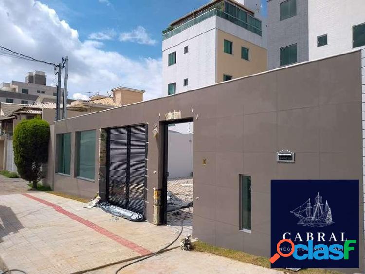 Apartamento com 2 Quartos à Venda, 50 m² por R$ 200.000