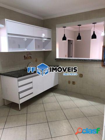 Apartamento com 3 dorms (uma suíte) - Ed. del Rey