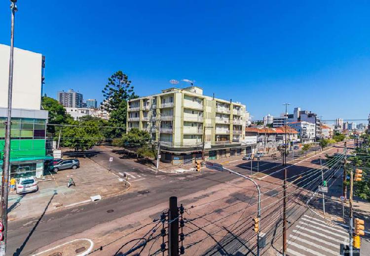 Apartamento à venda com 2 quartos no bairro São João -