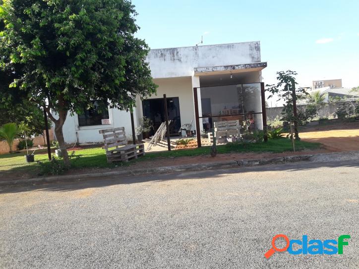 CASA DE ESQUINA NO VILLA ROMANA EM SORRISO-MT