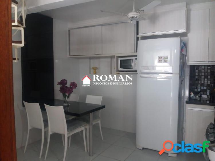 Casa duplex em condomínio !!!
