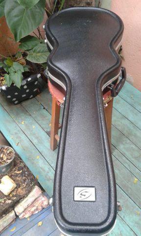 Case para guitarra,muito conservado e barato!!!