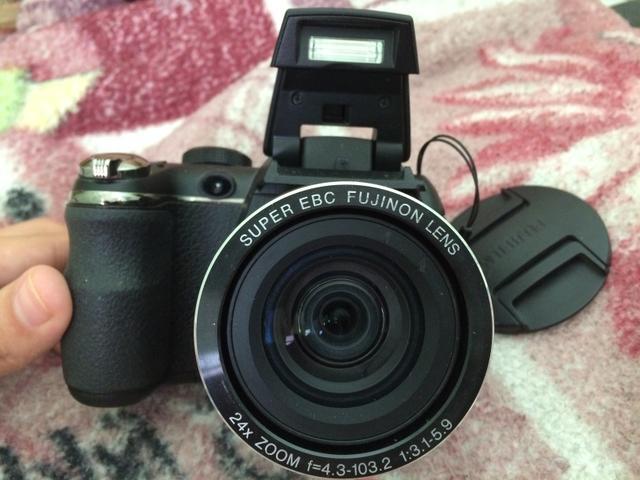 Câmera FujiFilm PinePix S4500 Preta LCD 3.0