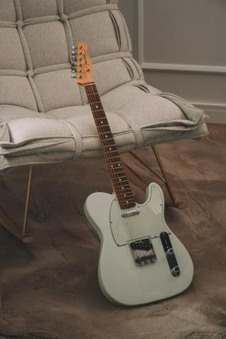 Fender Baja 60s Sonic Blue