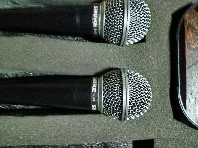 Microfone shure 2 leia