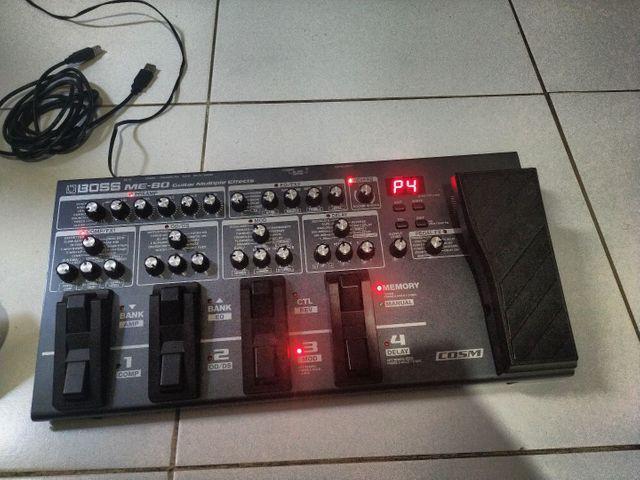 Pedaleira Boss ME-80