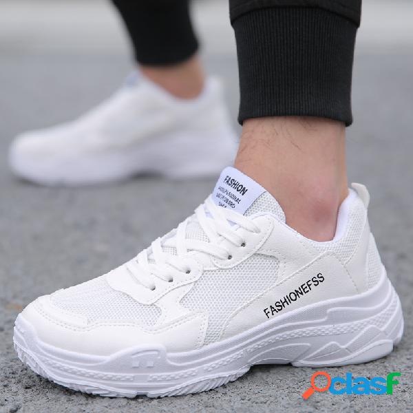 Sapatos de desporto com cordões respiráveis para homem