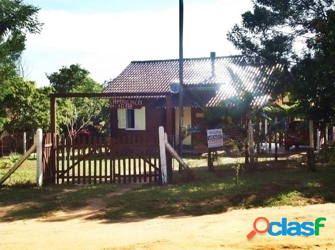 Sitio com Casa em Condomínio Fechado, Lagoa para banho,