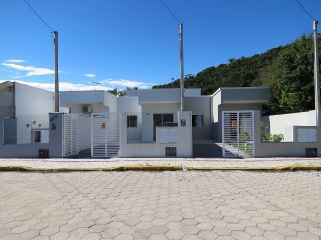 Sobrado 2 dormitórios - R$320.000,00