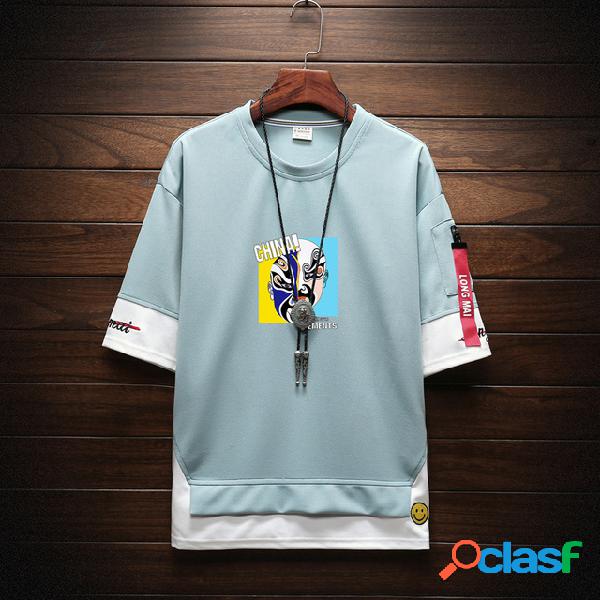 T-shirt de mangas curtas dos homens novos em torno do
