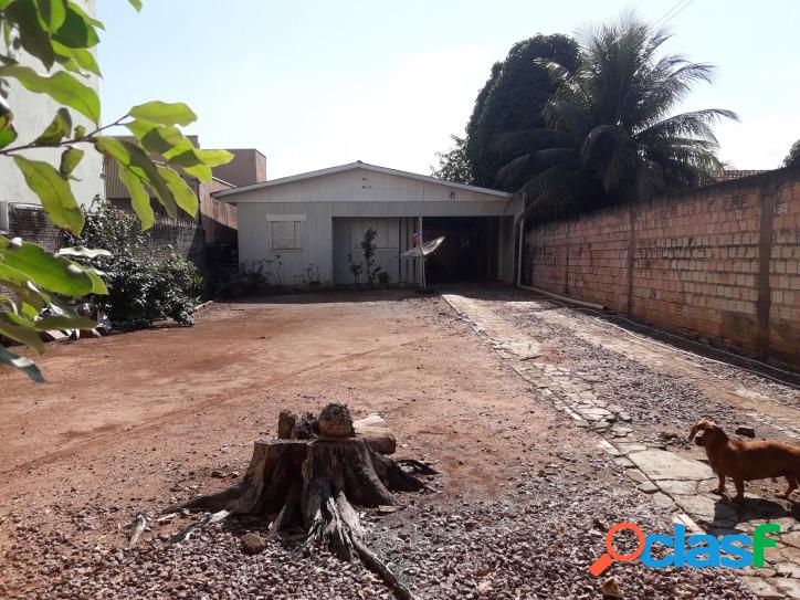 TERRENO DE 400 M² NO CENTRO DE SORRISO-MT