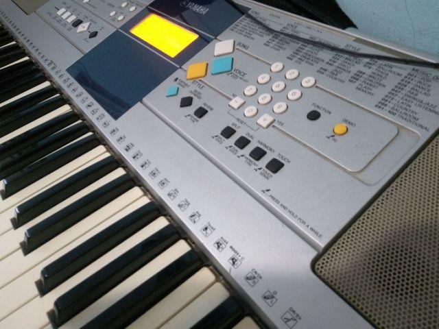 Teclado yamaha