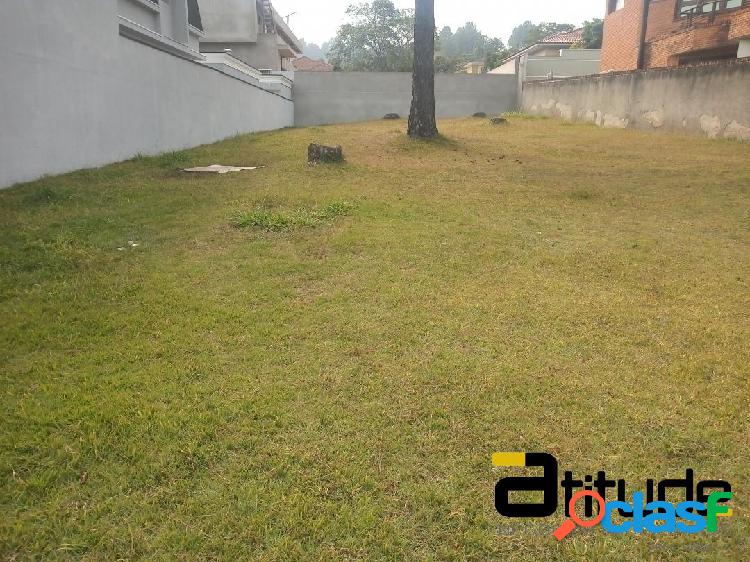 Terreno a Venda no Alphaville, Residencial 10, Com 600M2.