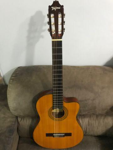 Vendo violão Tagima