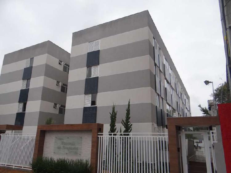 Apartamento Térreo semi mobiliado Água Verde - Curitiba -