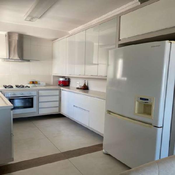 Apartamento para venda possui 85 metros quadrados com 3