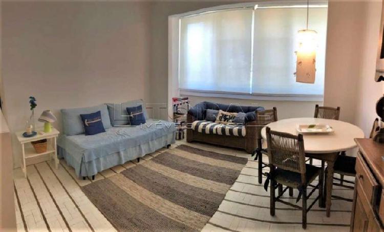 Apartamento totalmente reformado em Atlântida ao lado de