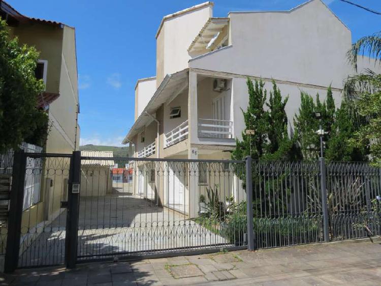 Casa de 143 metros quadrados no bairro Aberta dos Morros com