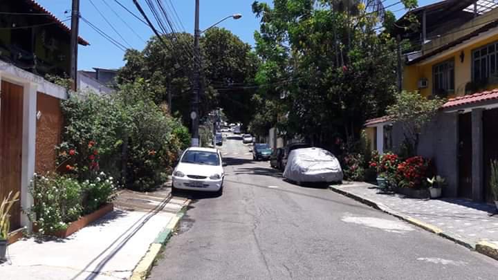 Casa de condomínio para venda tem 85 metros quadrados com 2