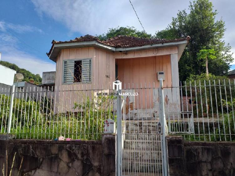 Casa à venda no Itararé - Santa Maria, RS. IM265510