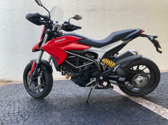 Ducati - Hyperstrada 821