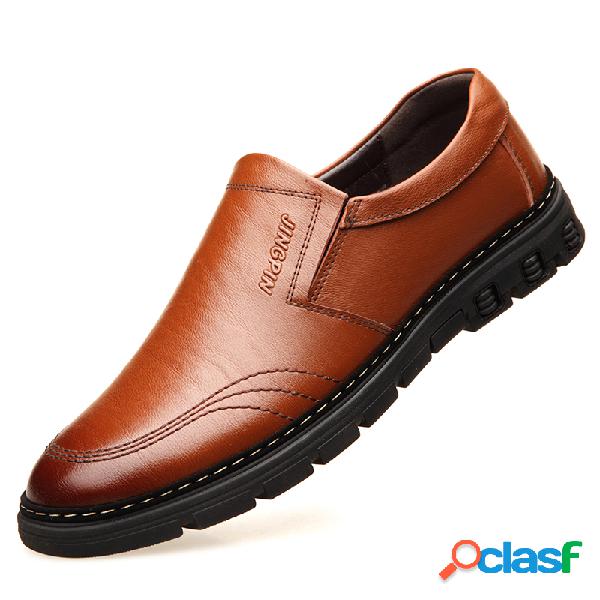 Homens de couro de cor pura antiderrapante Soft sola Casual