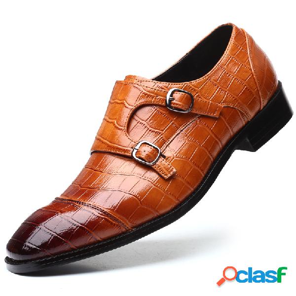 Homens elegantes sapatos de monge duplo negócios formais