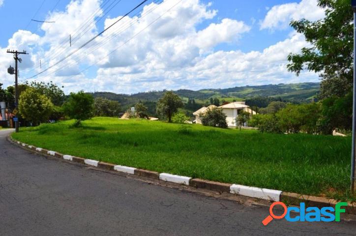 TERRENO COM 1.065,33m² - COLINAS DO ERMITAGE