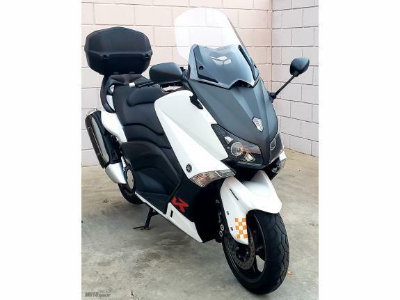 Yamaha - T-Max 530