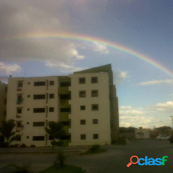 65 M2. Venta apartamento Paraparal