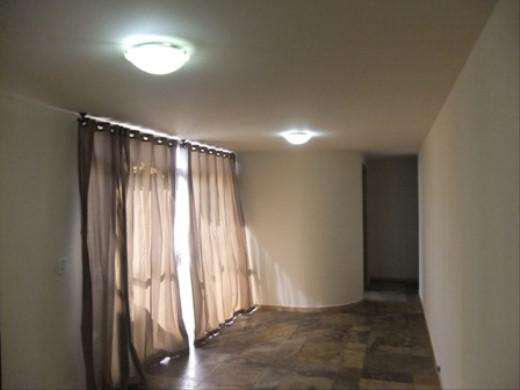 Apartamento, Funcionários, 2 Quartos, 1 Vaga, 1 Suíte