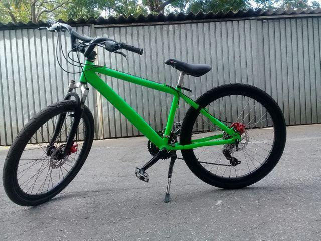 Bike Aro 26 Impecável (R$750 a vista)