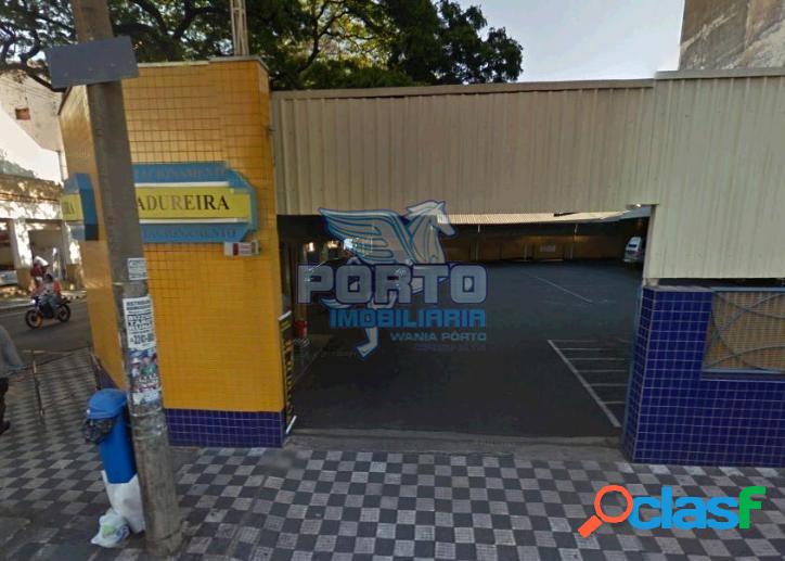 CENTRO DA CIDADE + PRÉDIO COM 15 LOJAS