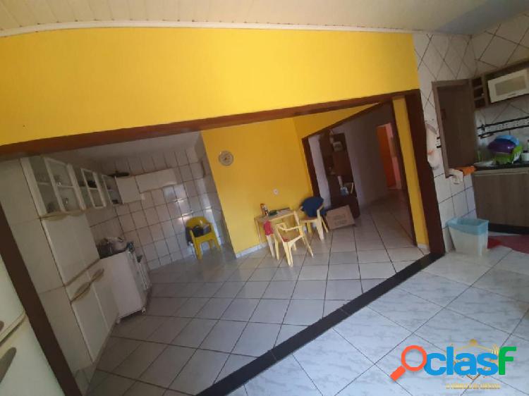 Casa no Bairro Canelas