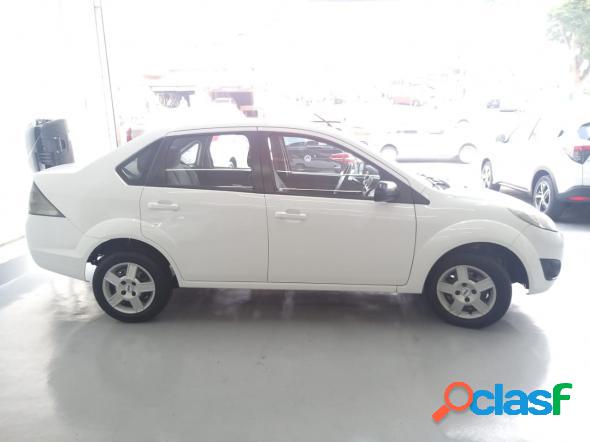 FORD FIESTA SEDAN SE 1.6 8V FLEX 4P BRANCO 2014 1.6 FLEX