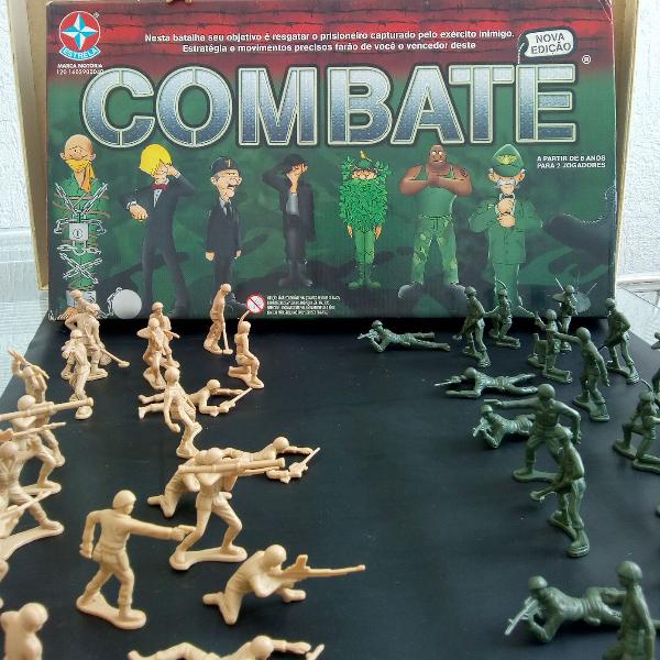 Jogo "Combate" + 48 miniatura de soldados