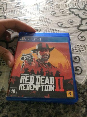 Red dead redemption 2/ God of War PS4