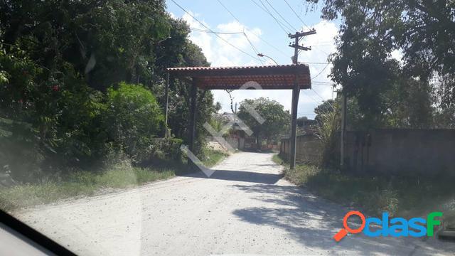 Terreno com 360 m2 em Maricá - Caxito por 42 mil à venda