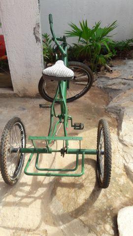 Triciclo R $400 reais
