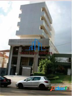 Vende EXCELENTE prédio comercial, 35 salas com banheiro, 35