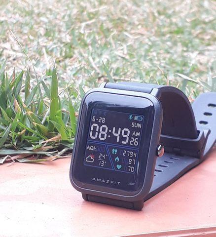 Vende-se este relógio. Smartwatch Xiaomi Amazfit BIP Lite
